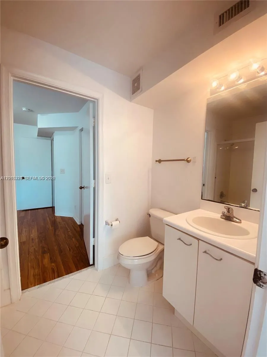 2567 Cordoba Bnd Weston, FL 33327