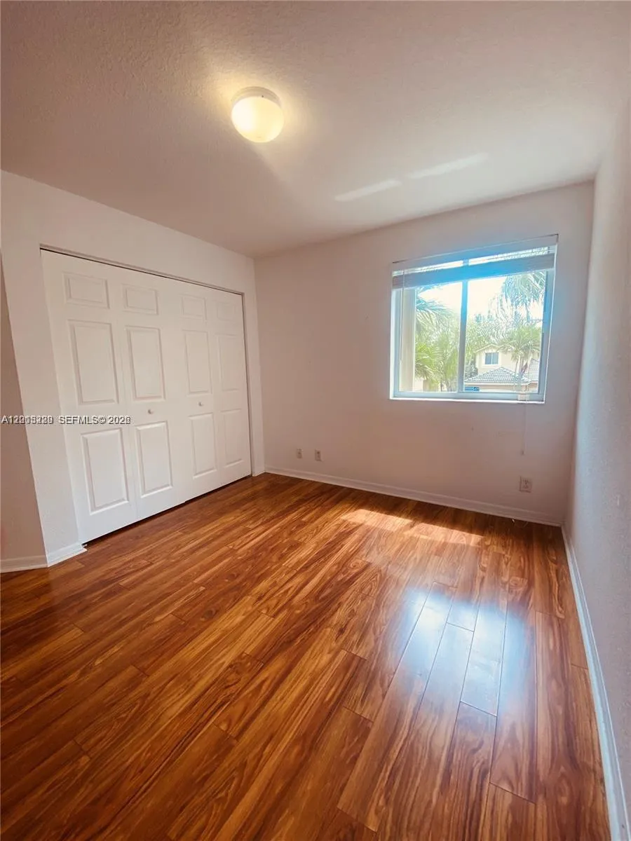 2567 Cordoba Bnd Weston, FL 33327
