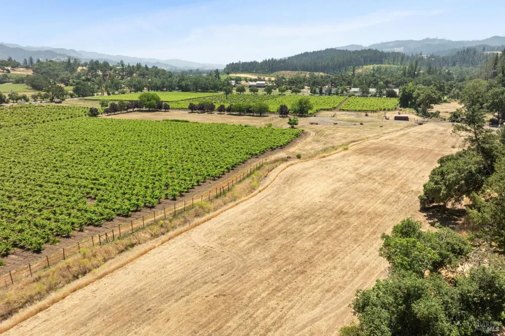 3567 State Highway 128 Calistoga, CA 94515