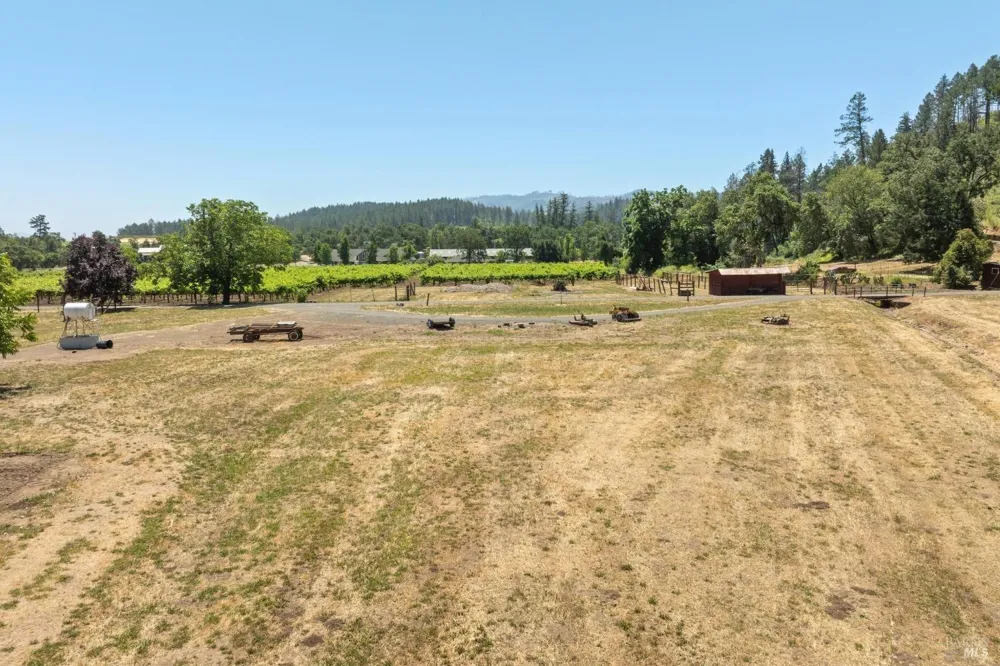3567 State Highway 128 Calistoga, CA 94515