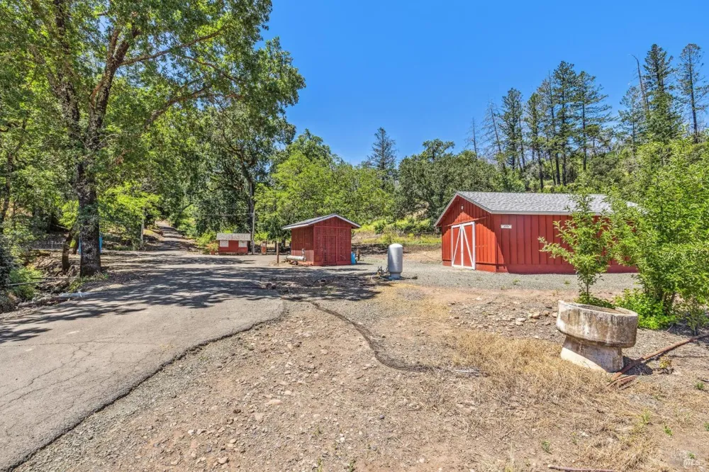 3567 State Highway 128 Calistoga, CA 94515