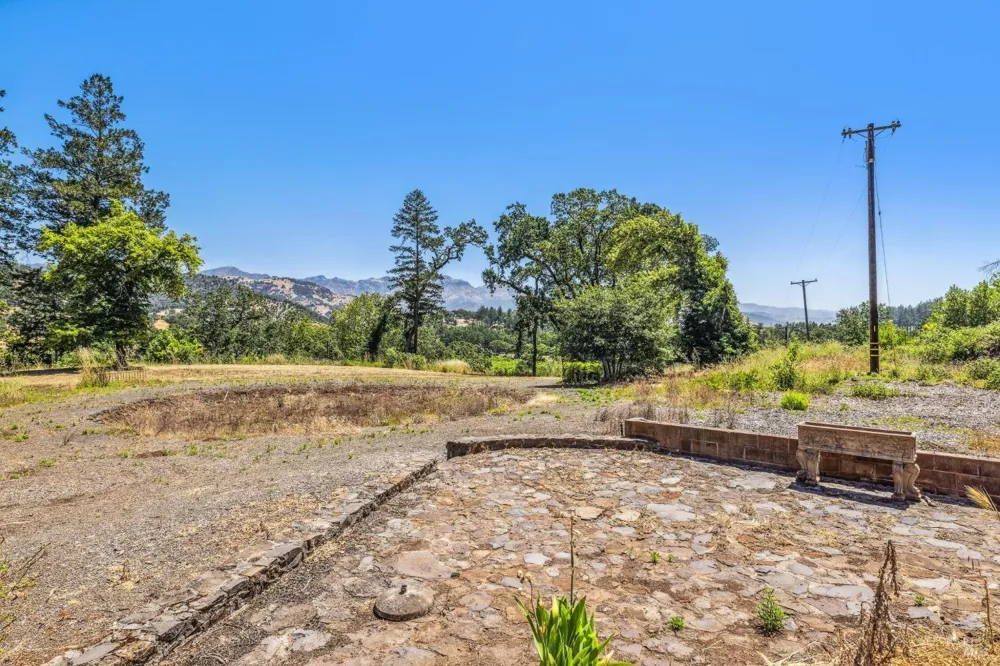 3567 State Highway 128 Calistoga, CA 94515