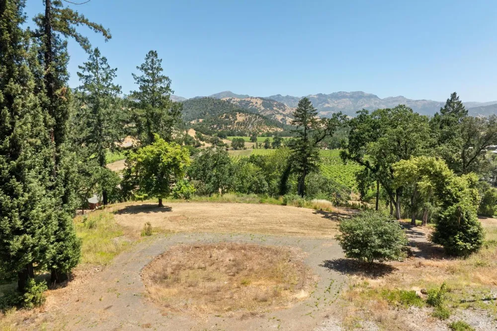 3567 State Highway 128 Calistoga, CA 94515