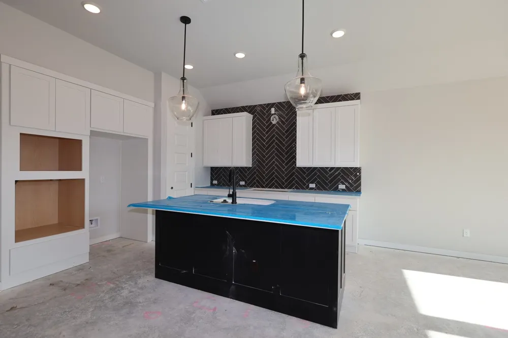 10728 Worth Lane Manor, TX 78653