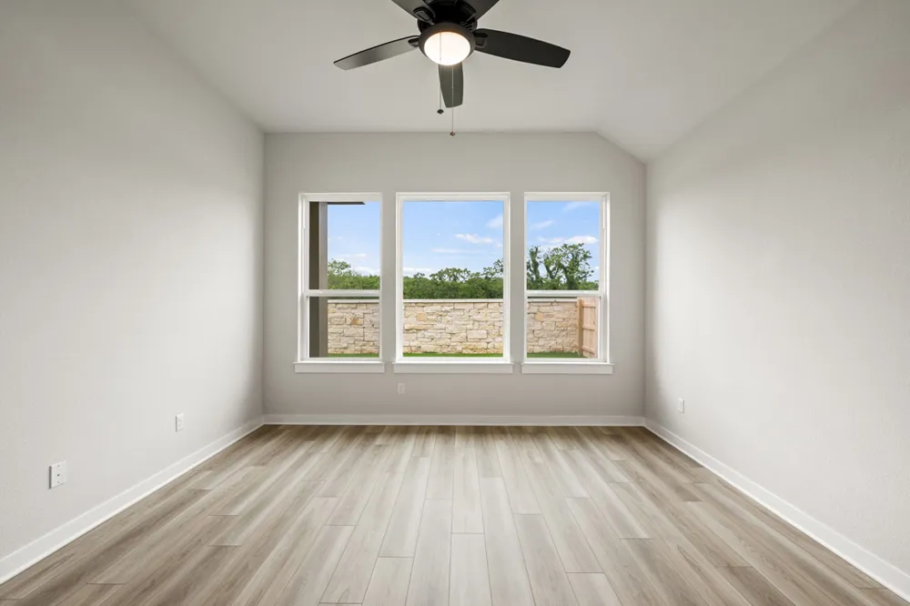 10728 Worth Lane Manor, TX 78653