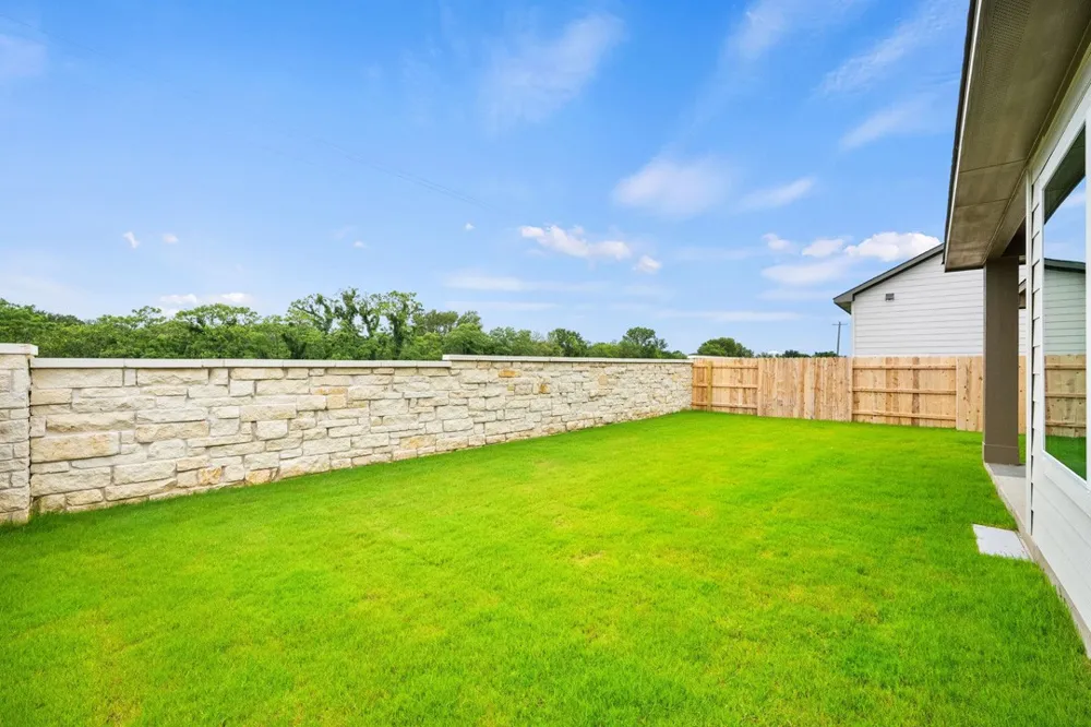 10728 Worth Lane Manor, TX 78653