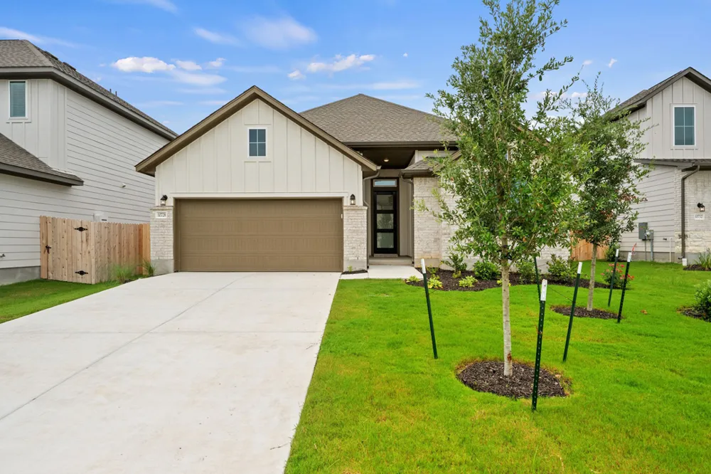 10728 Worth Lane Manor, TX 78653