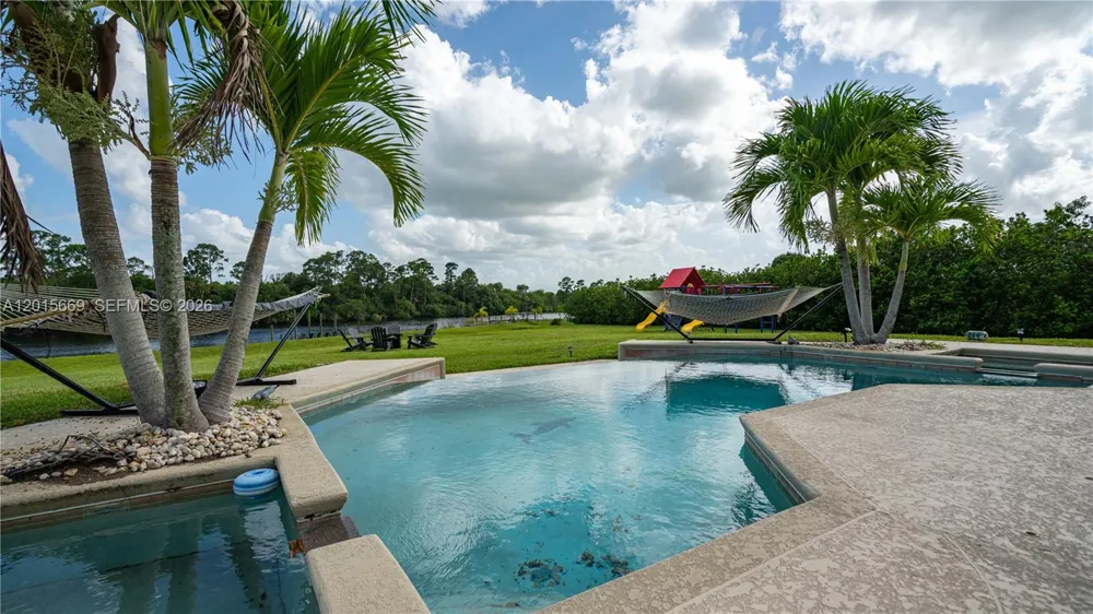 6152 SW Banks St Palm City, FL 34990