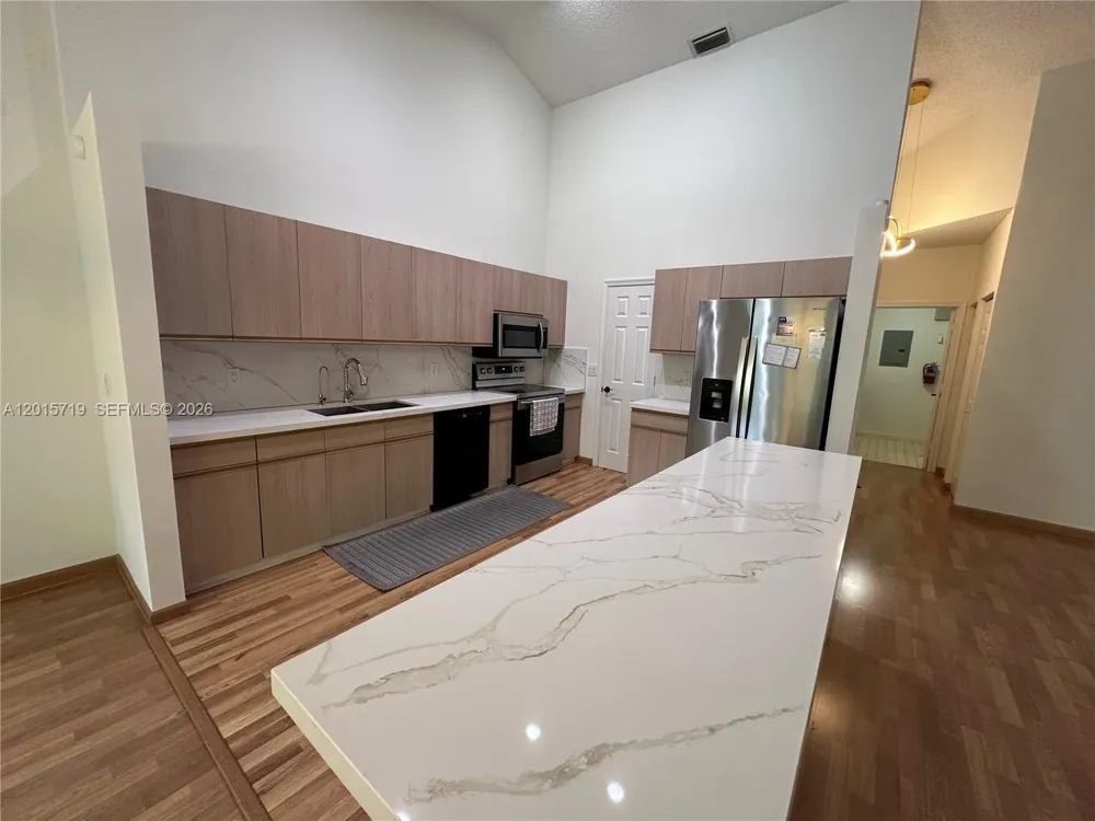 5790 Coach House Cir #E Boca Raton, FL 33486