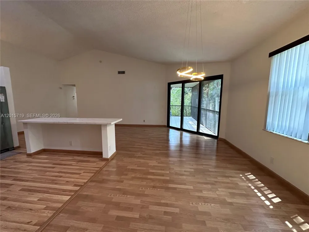 5790 Coach House Cir #E Boca Raton, FL 33486