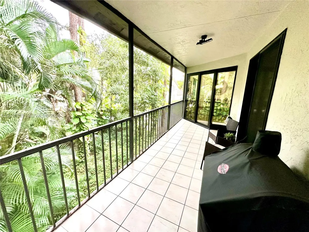 5790 Coach House Cir #E Boca Raton, FL 33486