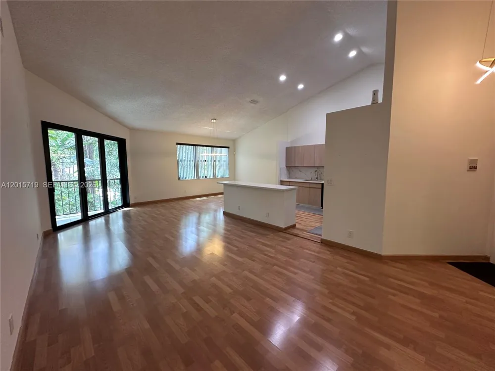 5790 Coach House Cir #E Boca Raton, FL 33486
