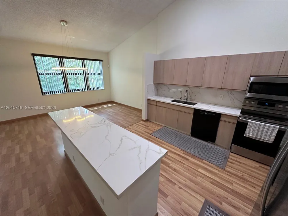 5790 Coach House Cir #E Boca Raton, FL 33486