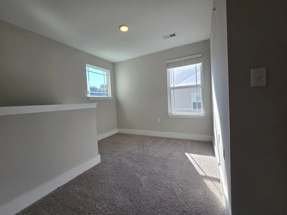 6006 Hillside Ln Spring Hill, TN 37174