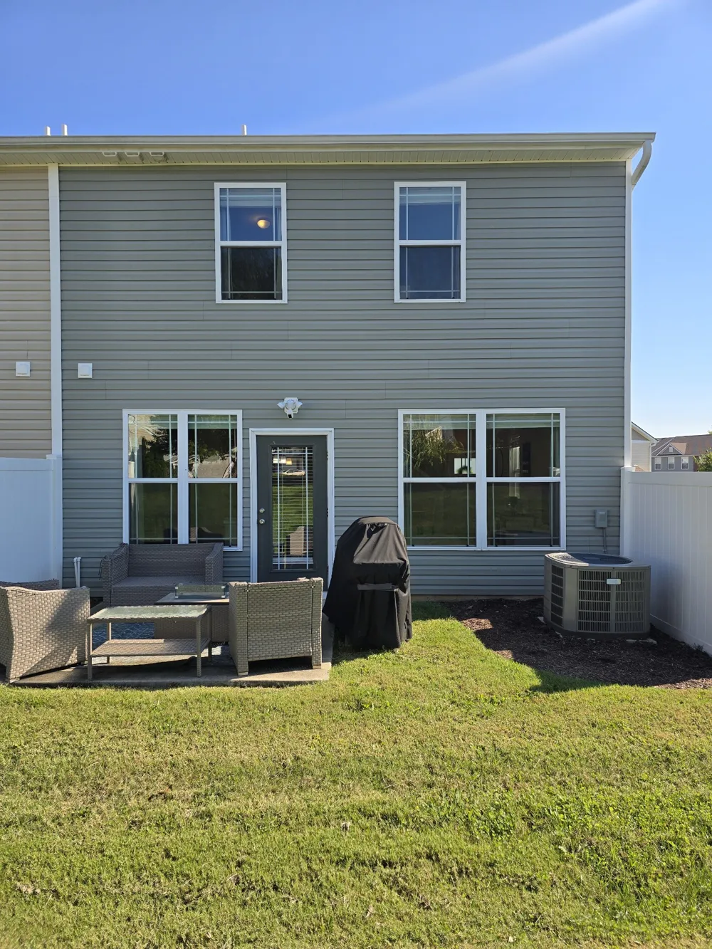 6006 Hillside Ln Spring Hill, TN 37174