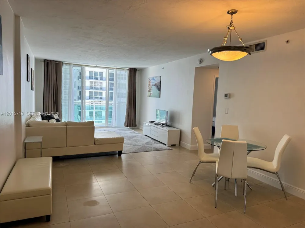 3001 S Ocean Dr #703 Hollywood, FL 33019