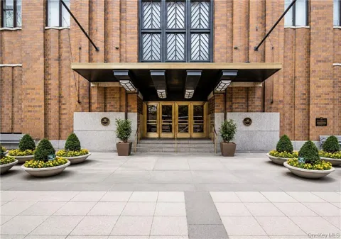 20 West Street #40A