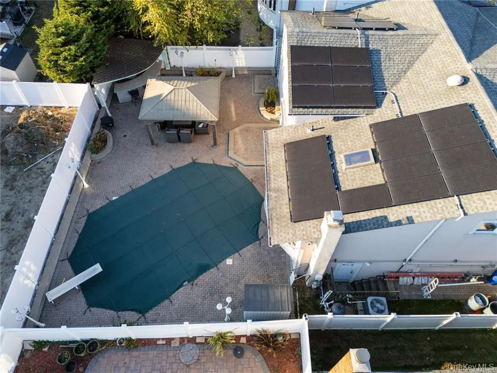 3780 Greentree Drive Oceanside, NY 11572