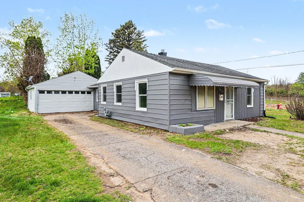 1515 Dean Drive Albion, MI 49224