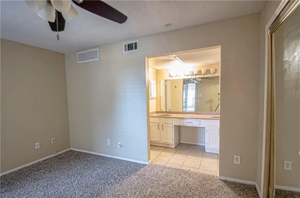 9835 Walnut Street #202 Dallas, TX 75243