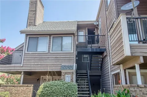 9835 Walnut Street #202