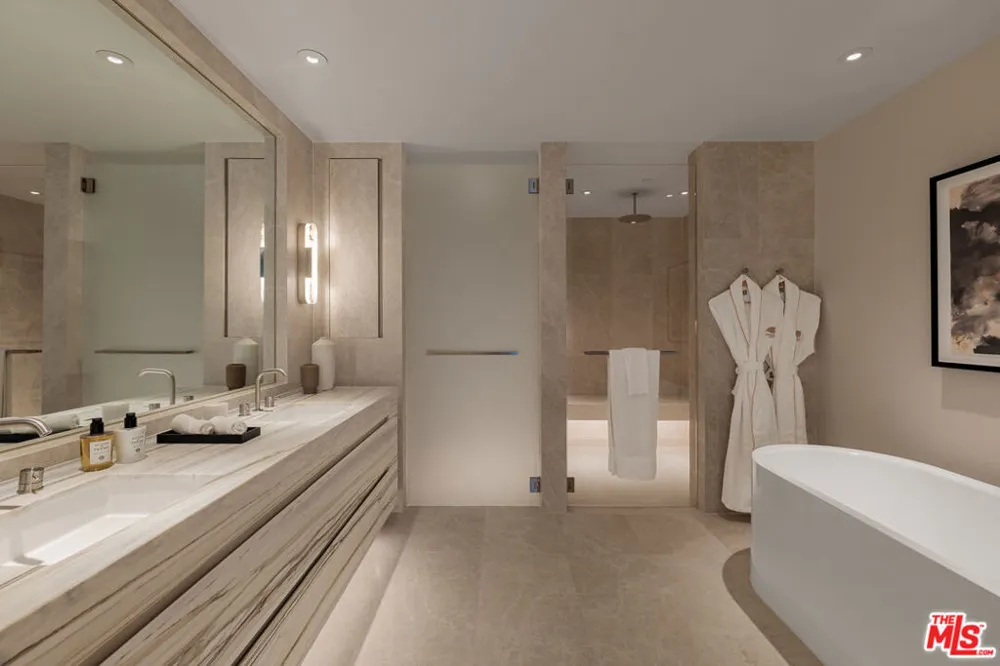 9200 Wilshire Blvd #505W Beverly Hills, CA 90212