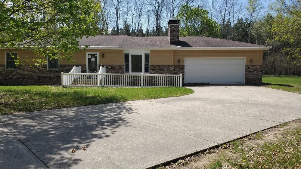15801 Belmont Drive Big Rapids Charter Township, MI 49307