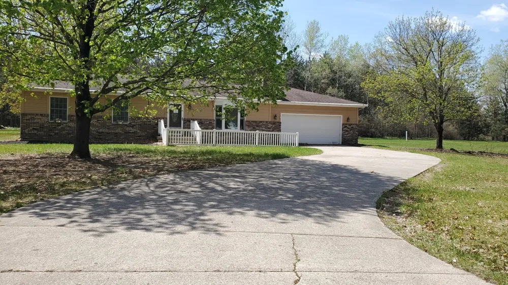 15801 Belmont Drive Big Rapids Charter Township, MI 49307