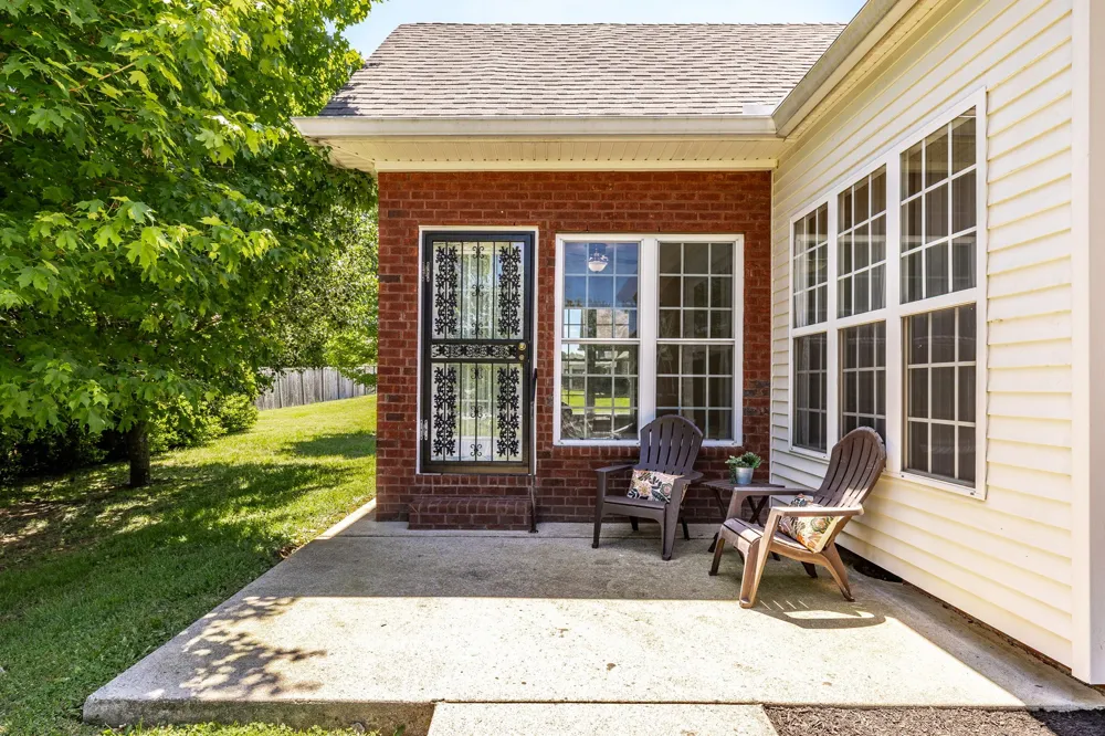 4037 Brimestone Way Greenbrier, TN 37073