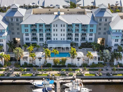 536 BAHIA BEACH BOULEVARD #112B