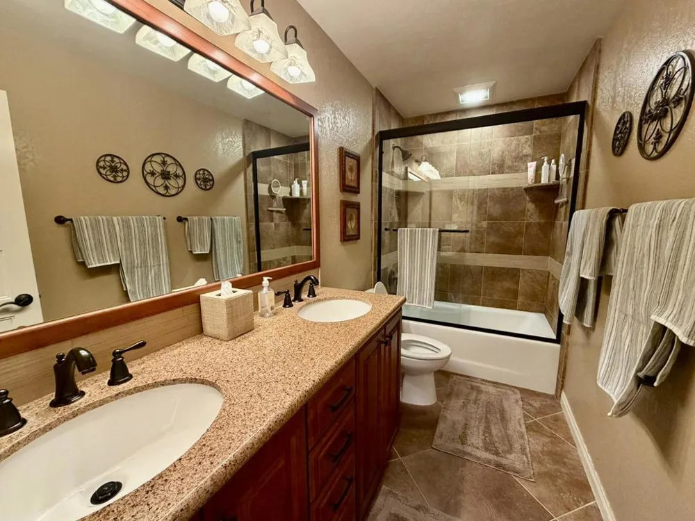 311 Villena Way Palm Desert, CA 92260