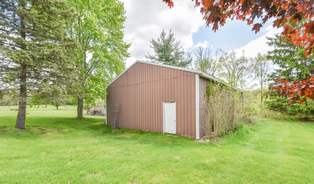 305 Ridge Road Quincy Township, MI 49082