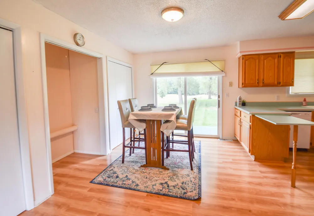 305 Ridge Road Quincy Township, MI 49082