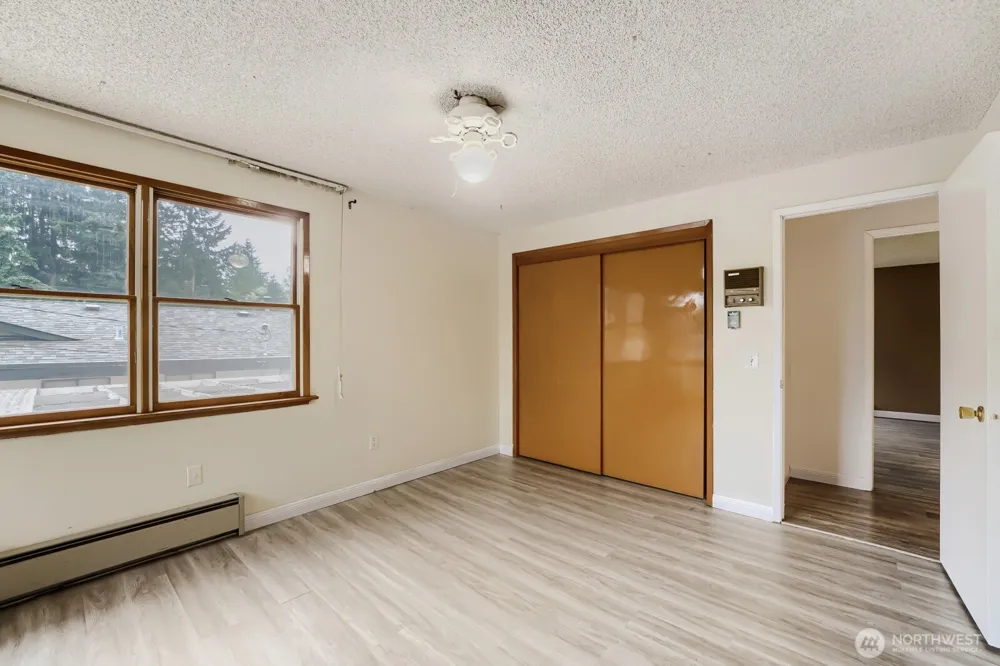 10412 SE 219th Street Kent, WA 98031