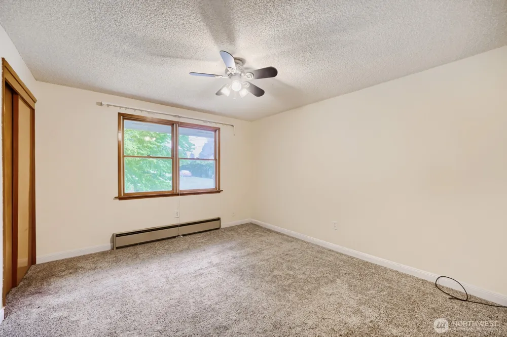 10412 SE 219th Street Kent, WA 98031