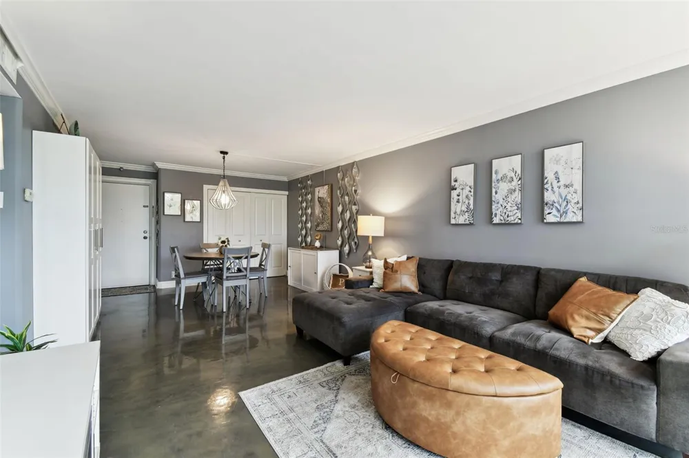 255 DOLPHIN POINT #207 Clearwater Beach, FL 33767