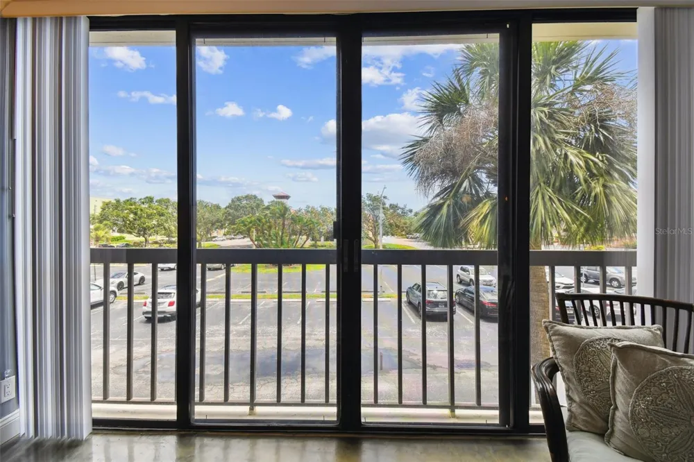 255 DOLPHIN POINT #207 Clearwater Beach, FL 33767