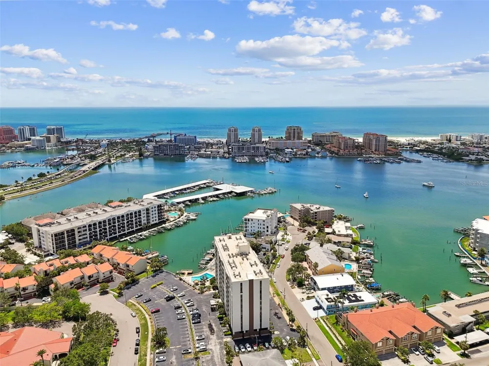 255 DOLPHIN POINT #207 Clearwater Beach, FL 33767