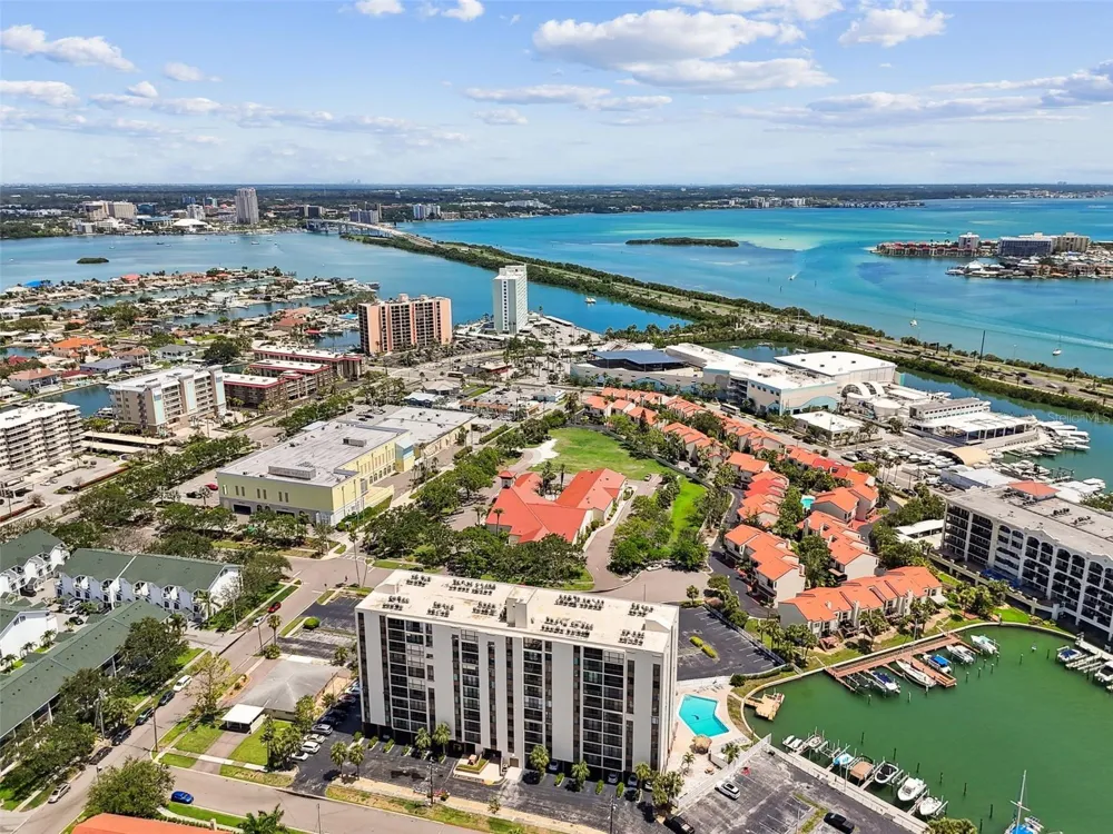 255 DOLPHIN POINT #207 Clearwater Beach, FL 33767
