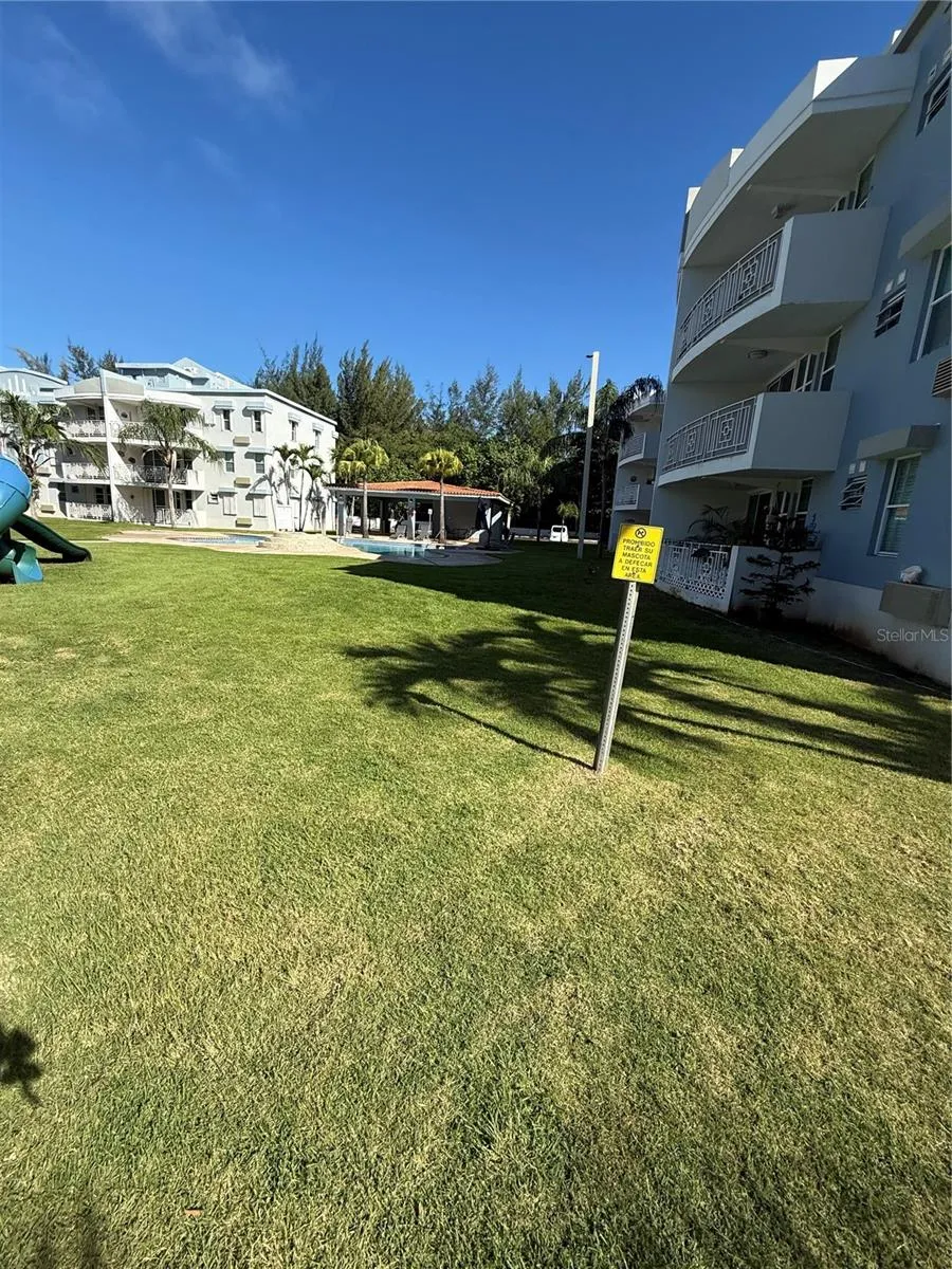 II LOS PARILLAS #3501 Loiza, PR 00772