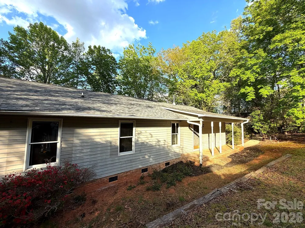 42484 Moonshine Drive New London, NC 28127
