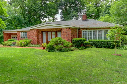 71 Knollwood Road
