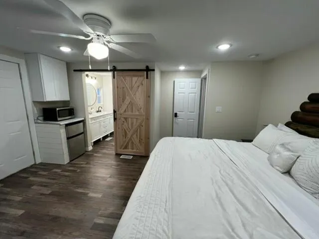 7181 E Beach Drive Casco Township, MI 49090