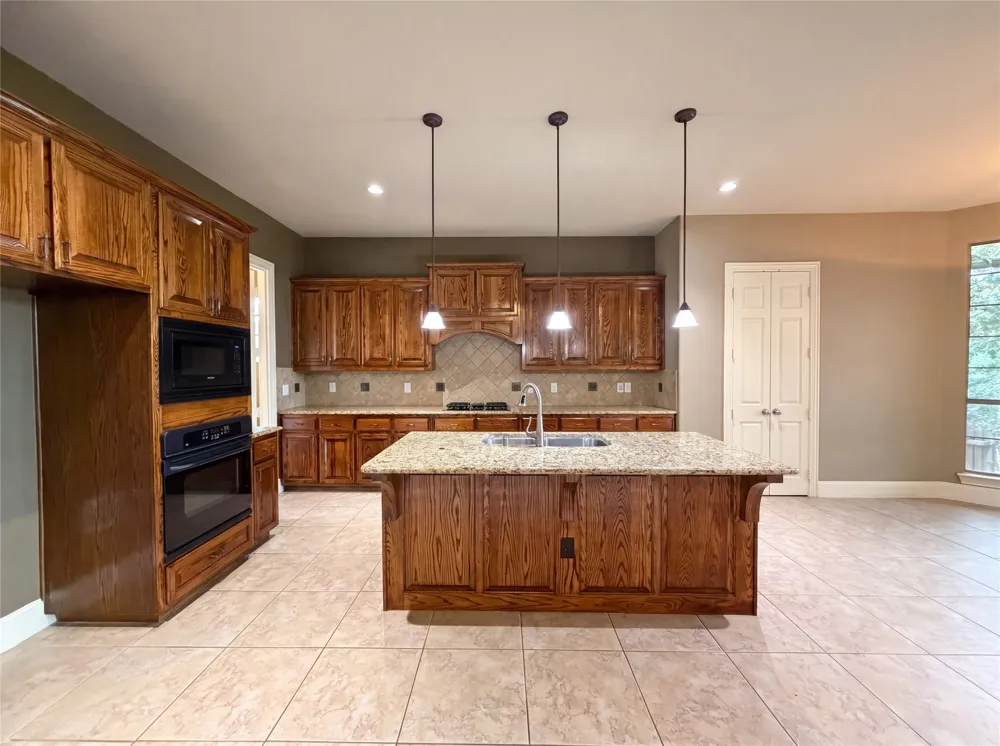 928 Homestead Drive Keller, TX 76248