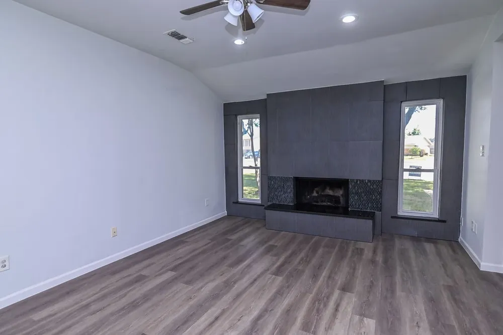 967 Madison Circle Lewisville, TX 75067