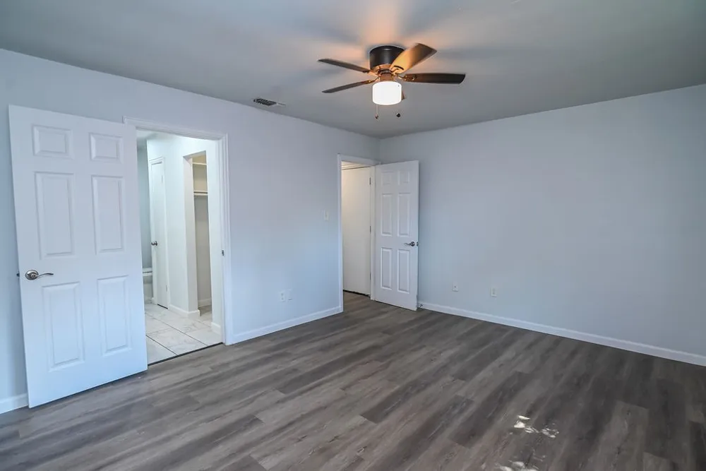 967 Madison Circle Lewisville, TX 75067