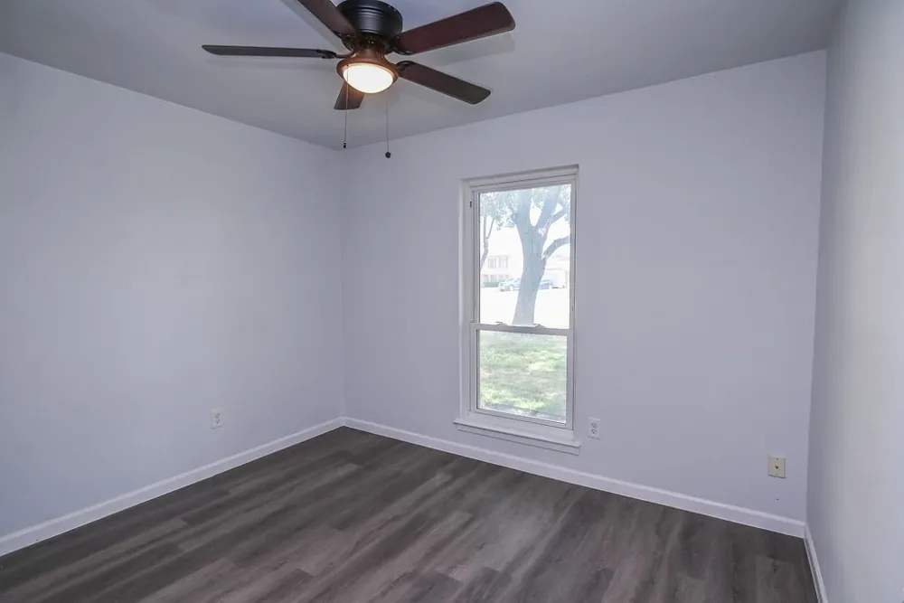 967 Madison Circle Lewisville, TX 75067