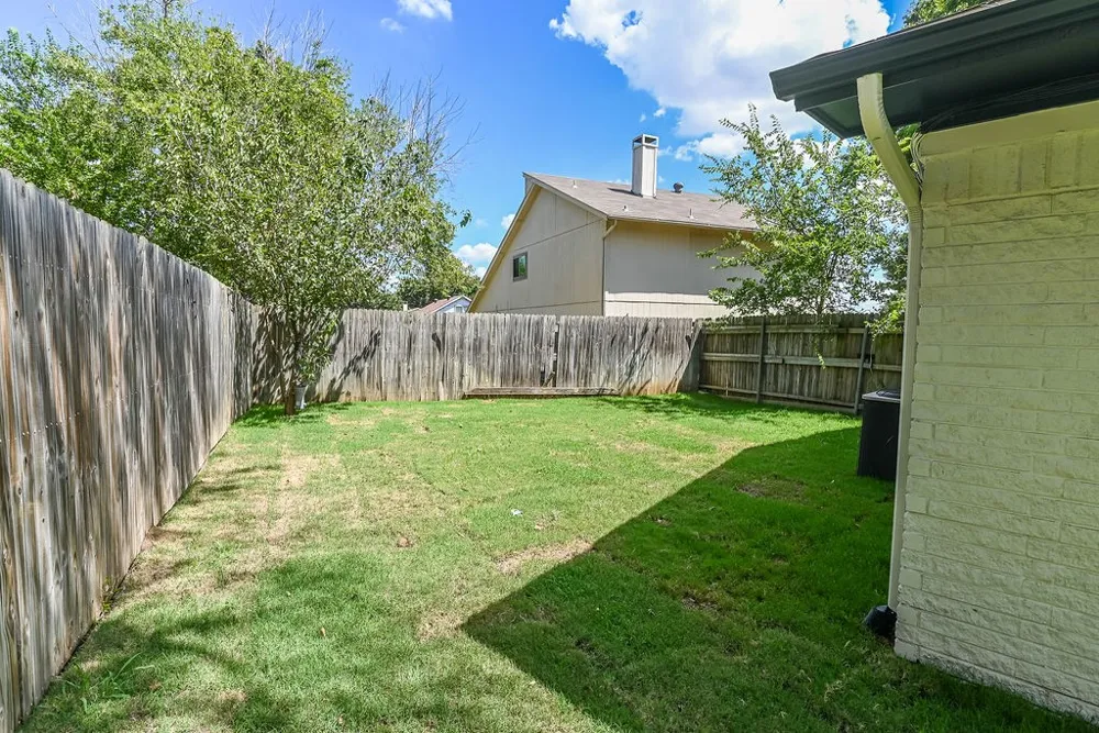 967 Madison Circle Lewisville, TX 75067