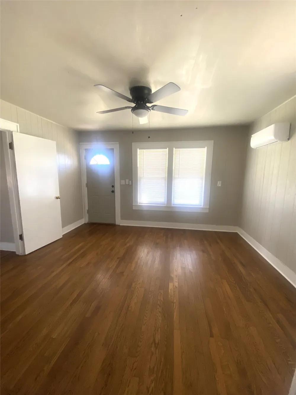406 Jefferson Street Rochester, TX 79544