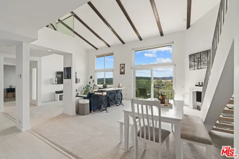 2385 Roscomare Road #F10